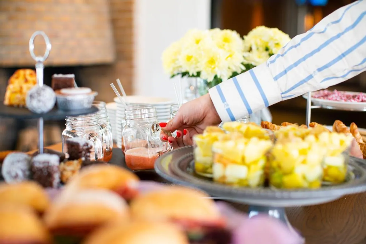Отель Best Western Plus Sthlm Bromma Стокгольм